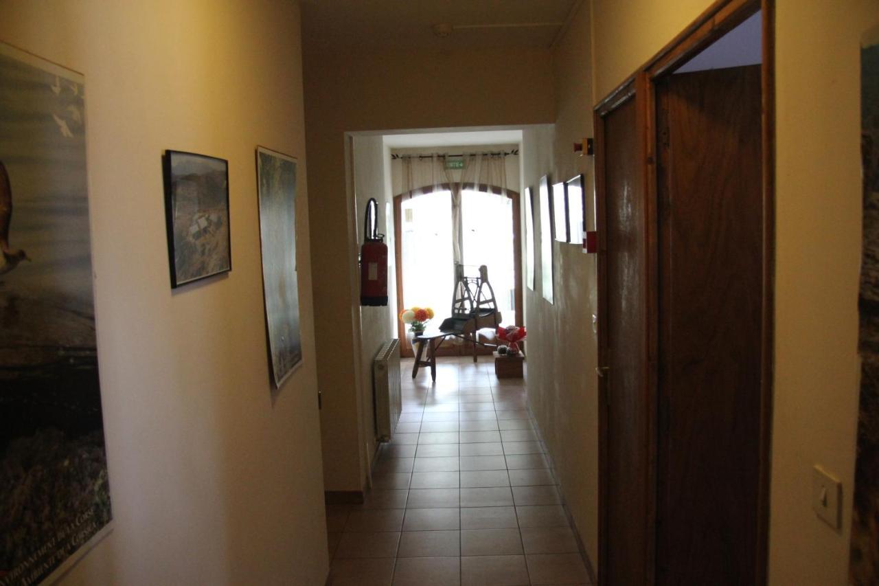 Chambre D'Hote "Chez Antoinette Et Charles" Santo-Pietro-di-Venaco Екстериор снимка