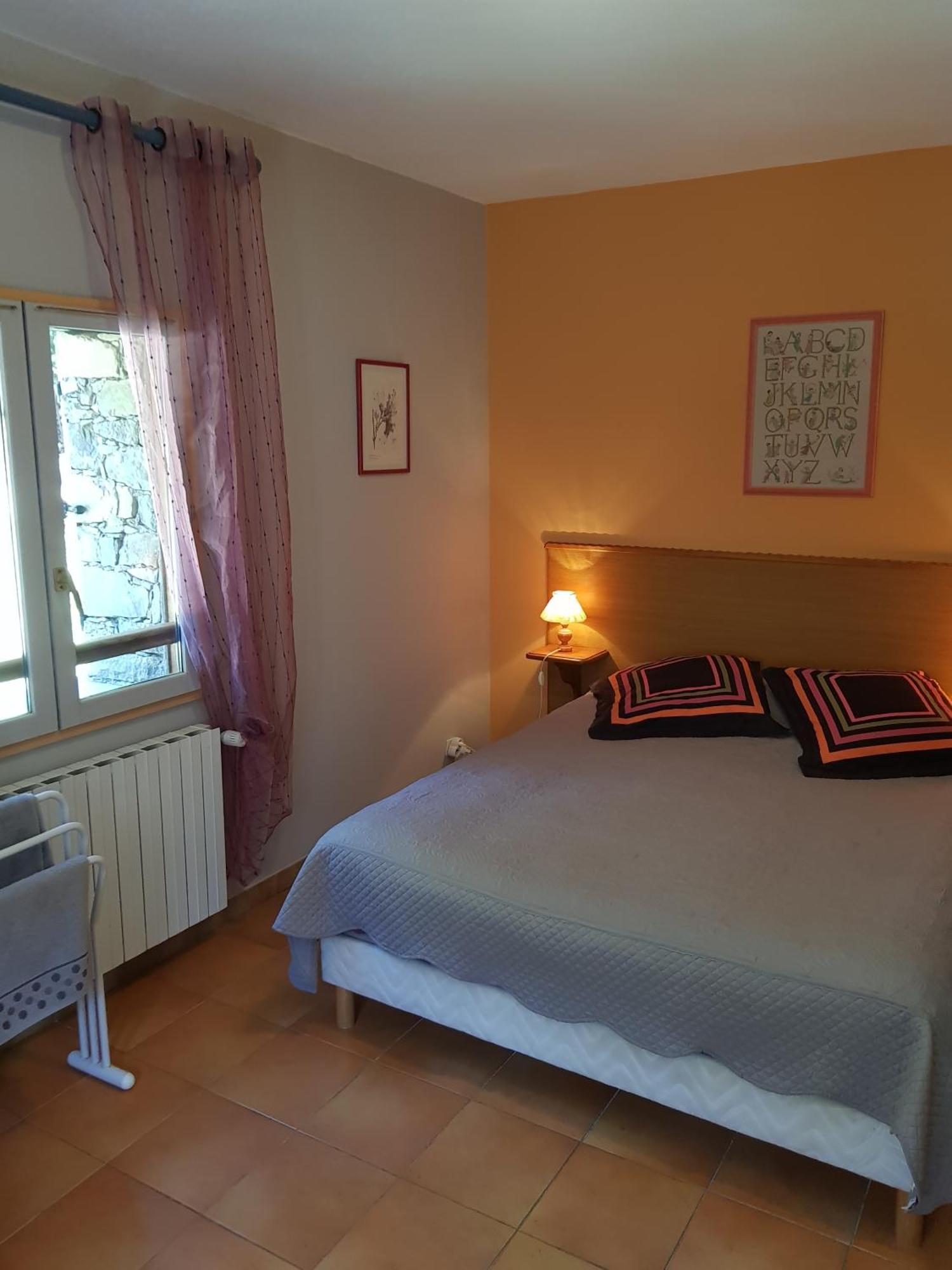 Chambre D'Hote "Chez Antoinette Et Charles" Santo-Pietro-di-Venaco Екстериор снимка